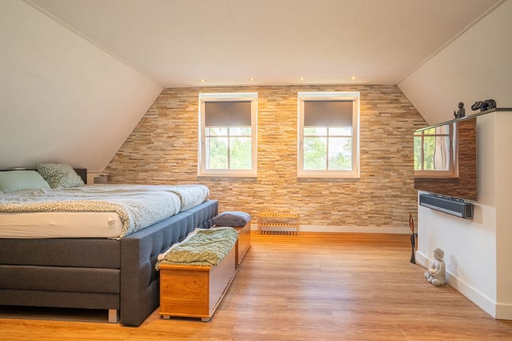 Photo 22 of Olink Es 1