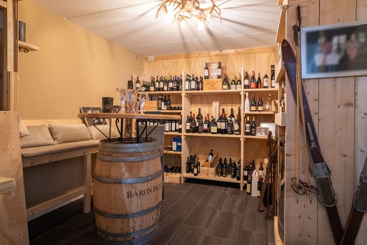 Photo 33 of Olink Es 1