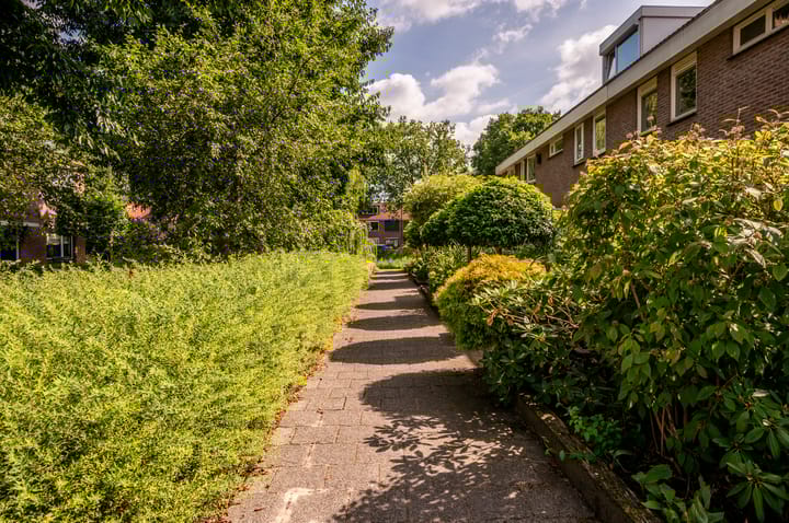 Photo 4 of Pluutstraat 58