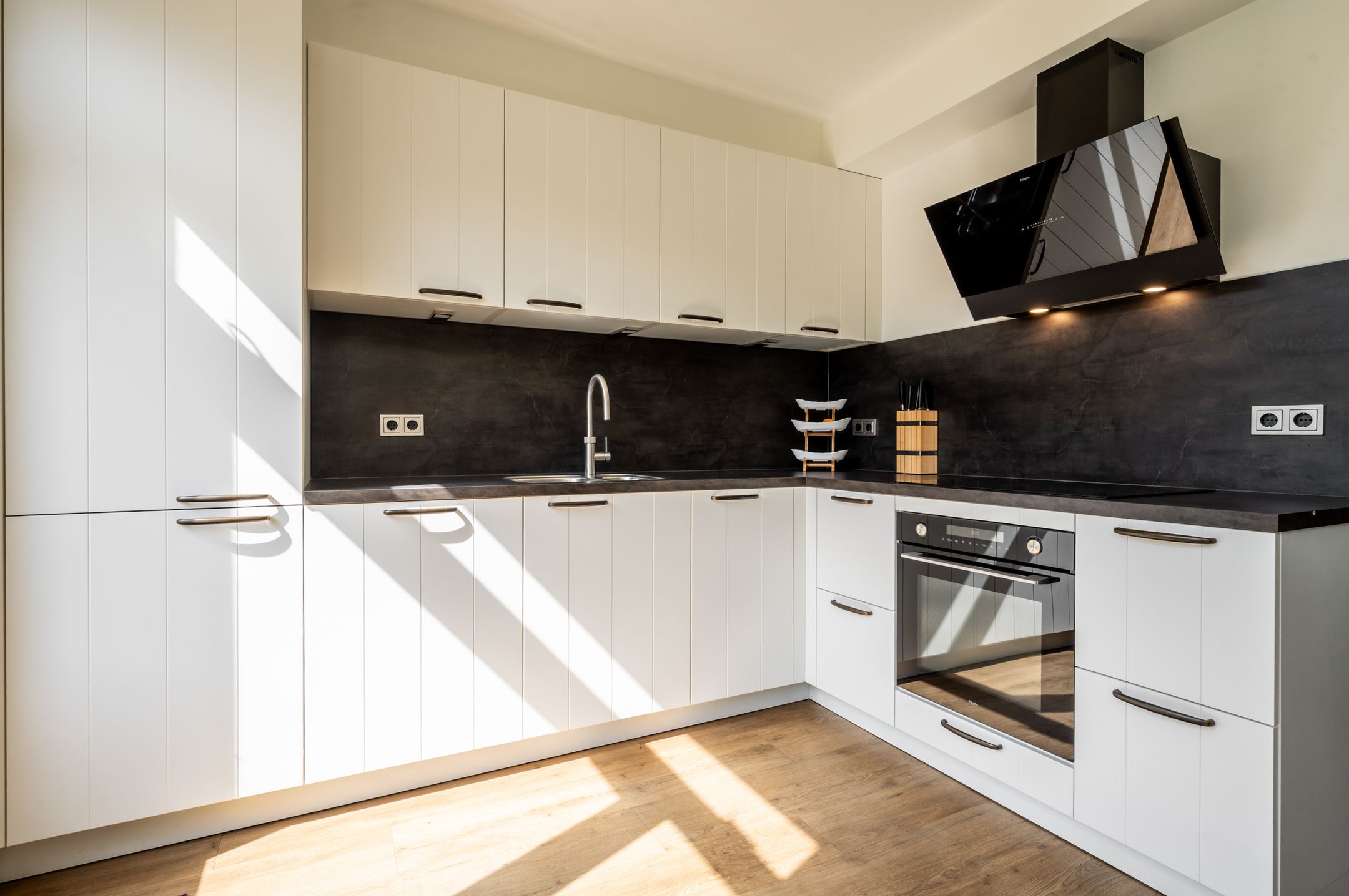 Photo 12 of Pluutstraat 58