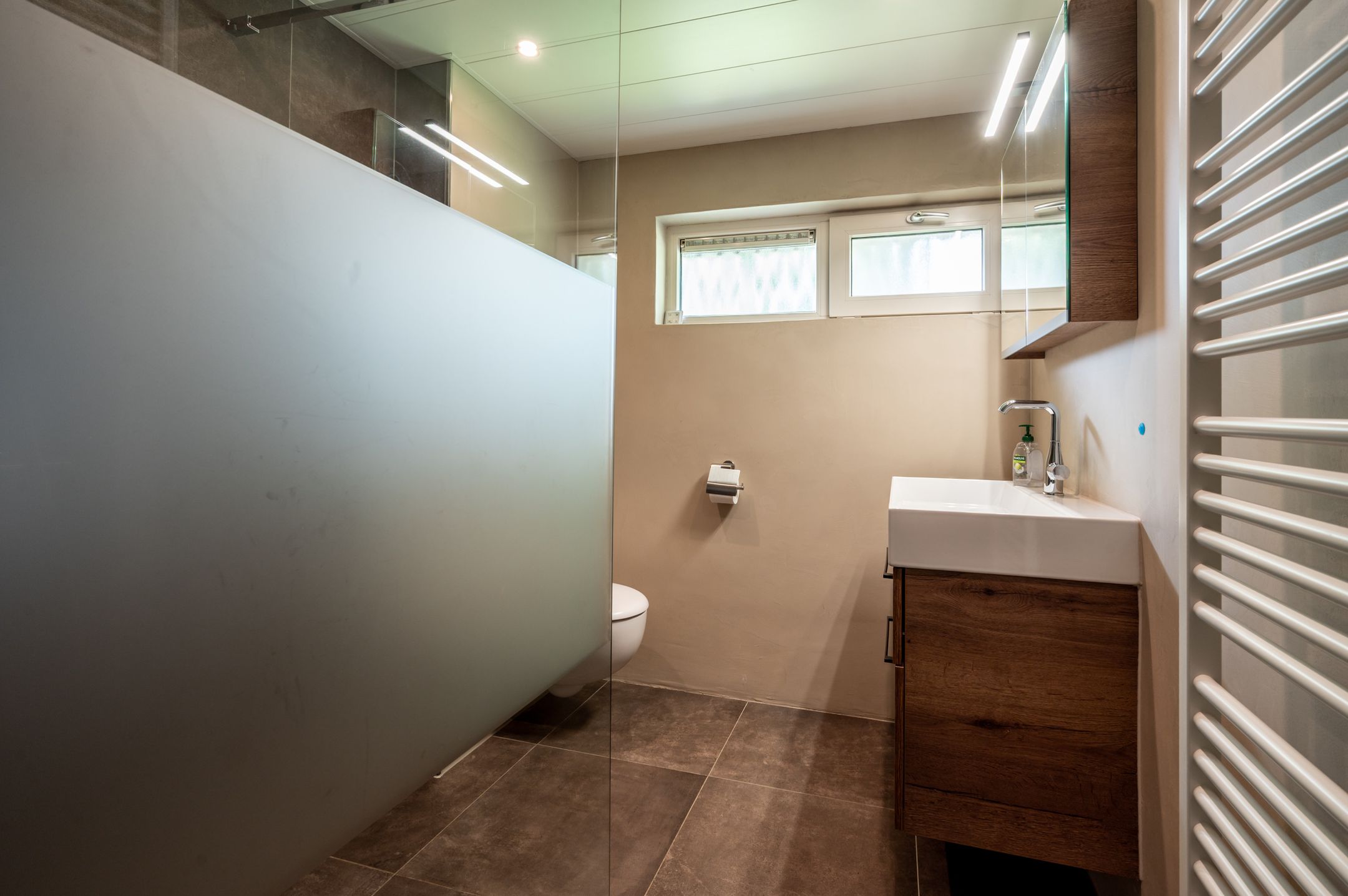 Photo 21 of Pluutstraat 58