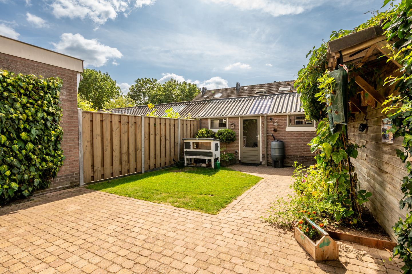 Photo 25 of Pluutstraat 58