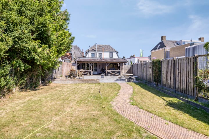 Photo 3 of Hengevelderstraat 32