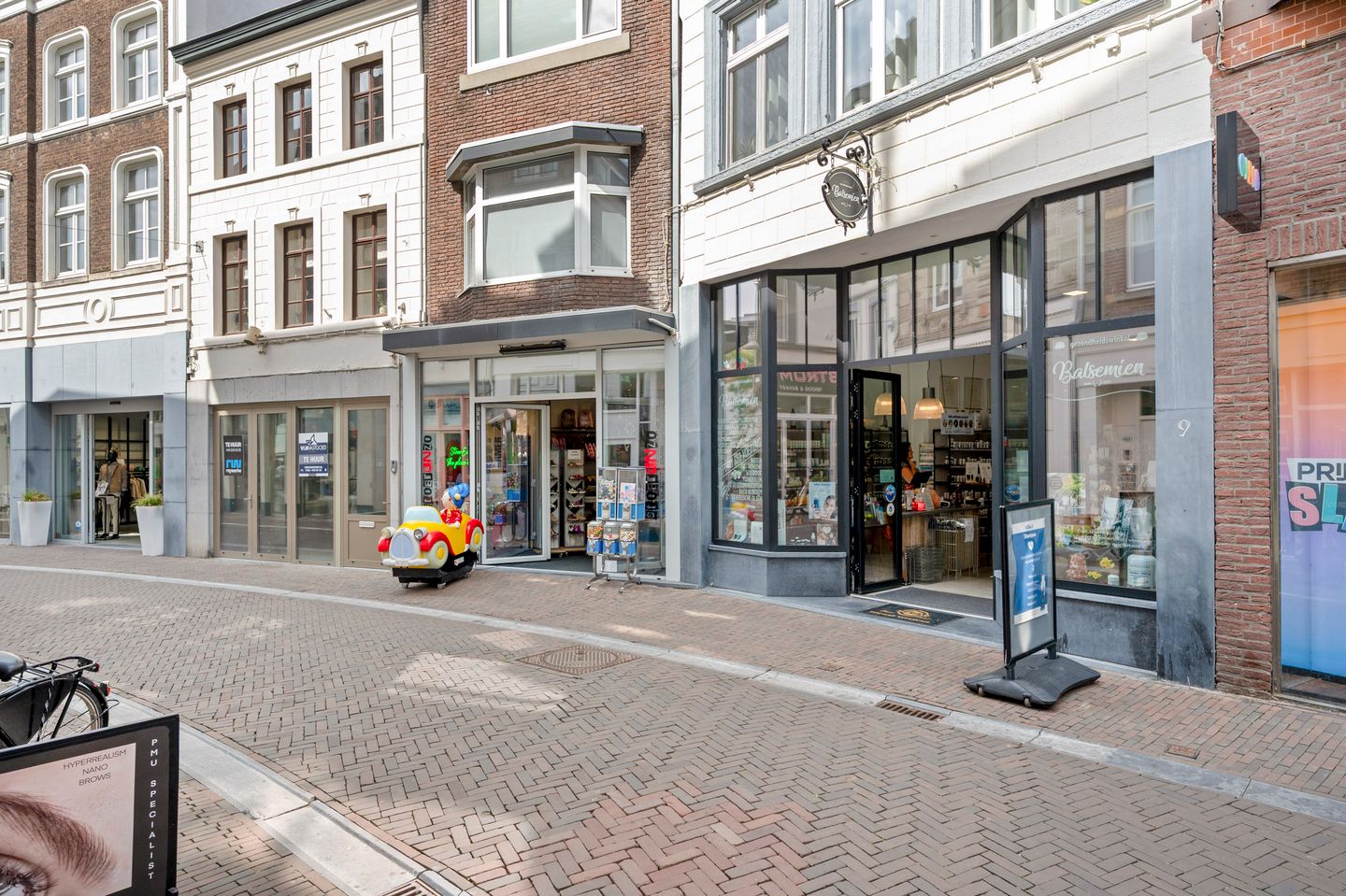 Bekijk foto 3 van Limbrichterstraat 9