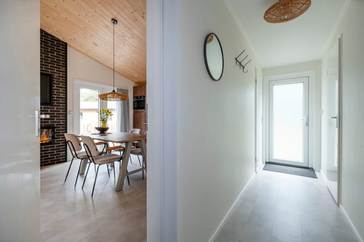 Foto 14 van Groningerweg 13-N558