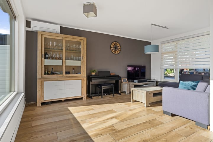 Foto 11 van Bernhardstraat 4