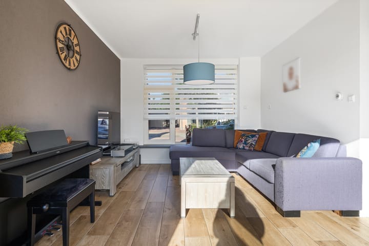 Foto 13 van Bernhardstraat 4