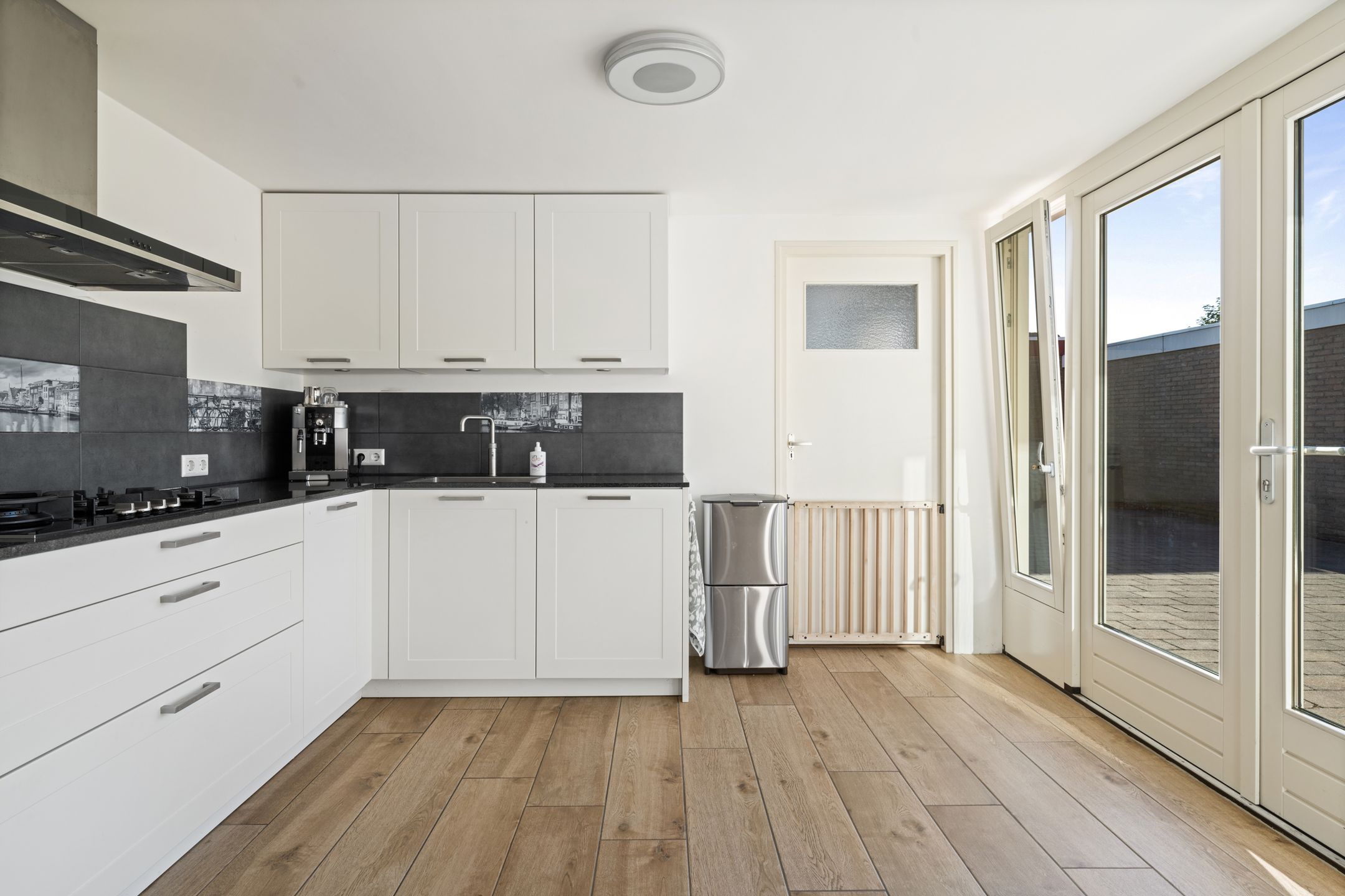 Foto 18 van Bernhardstraat 4