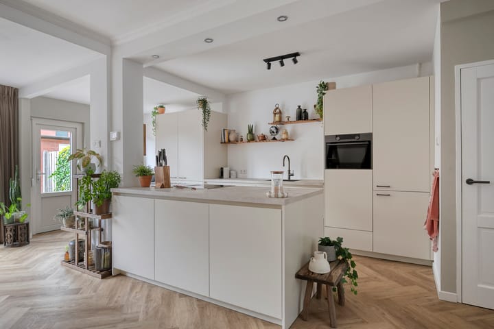 Foto 12 van Bakhuizen van den Brinklaan 73