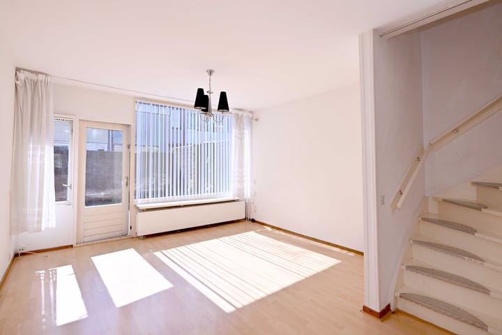 Foto 9 van Smyrnastraat 80