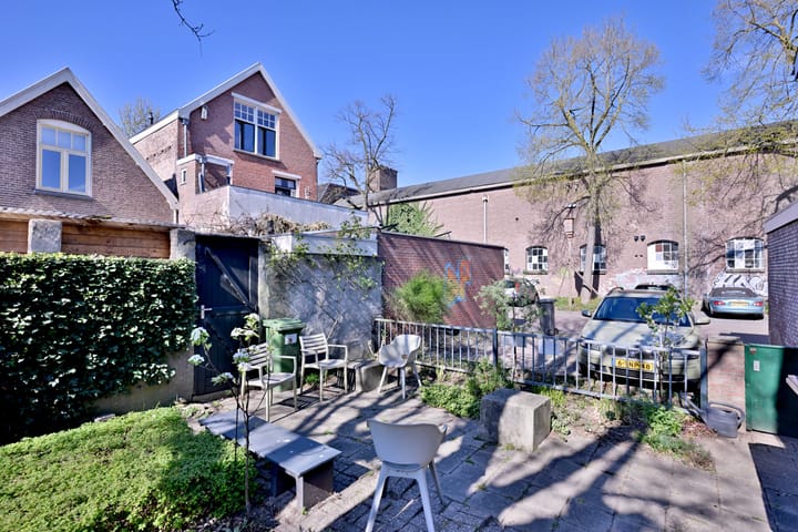 Foto 16 van Smyrnastraat 80