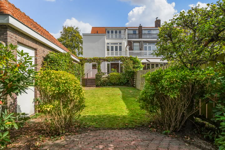 Photo 16 of Van Zuylen van Nijeveltstraat 79