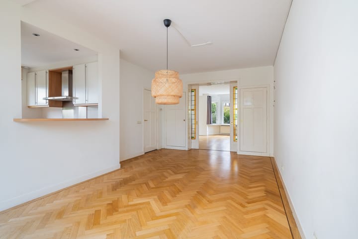 Photo 17 of Van Zuylen van Nijeveltstraat 79