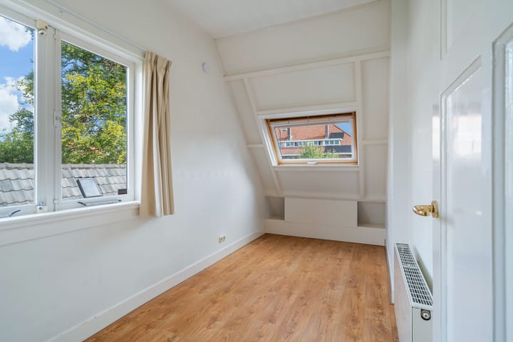 Photo 26 of Van Zuylen van Nijeveltstraat 79