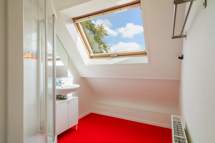 Photo 44 of Van Zuylen van Nijeveltstraat 79