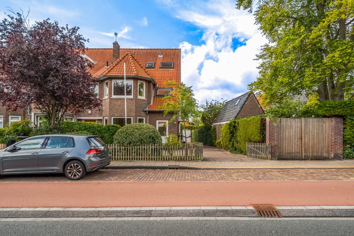 Photo 46 of Van Zuylen van Nijeveltstraat 79