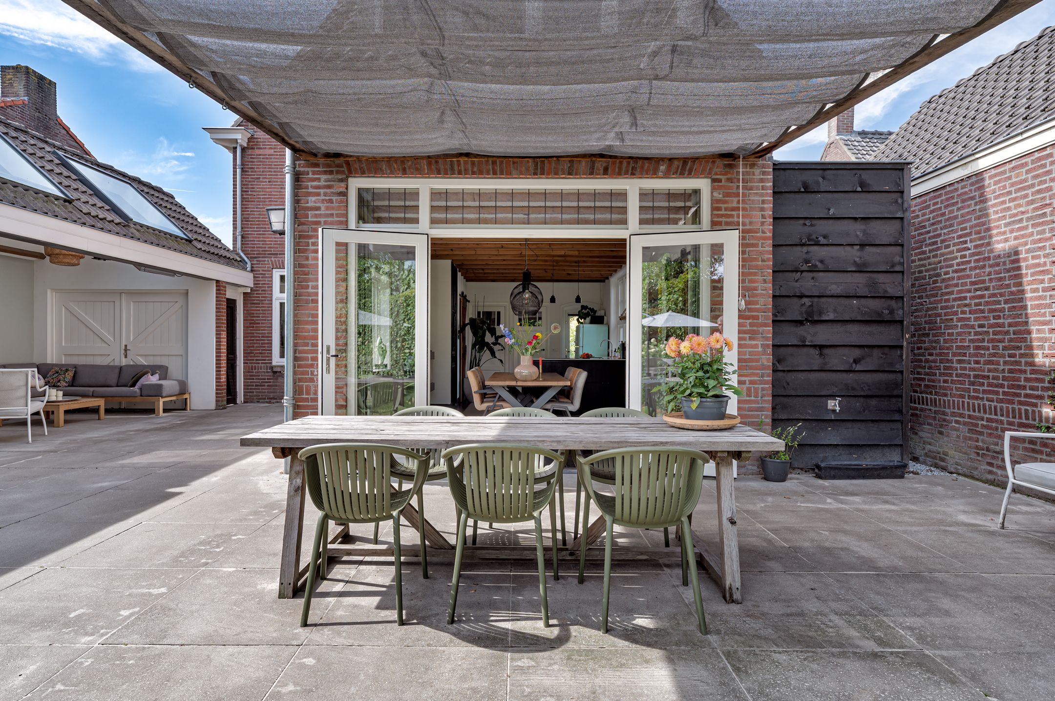 Photo 48 of Bunderstraat 43