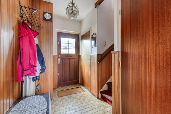 Photo 4 of Antoniusstraat 17