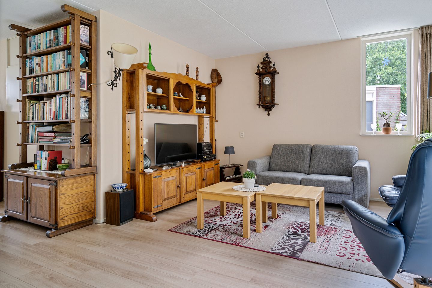 Foto 19 van Voergang 121