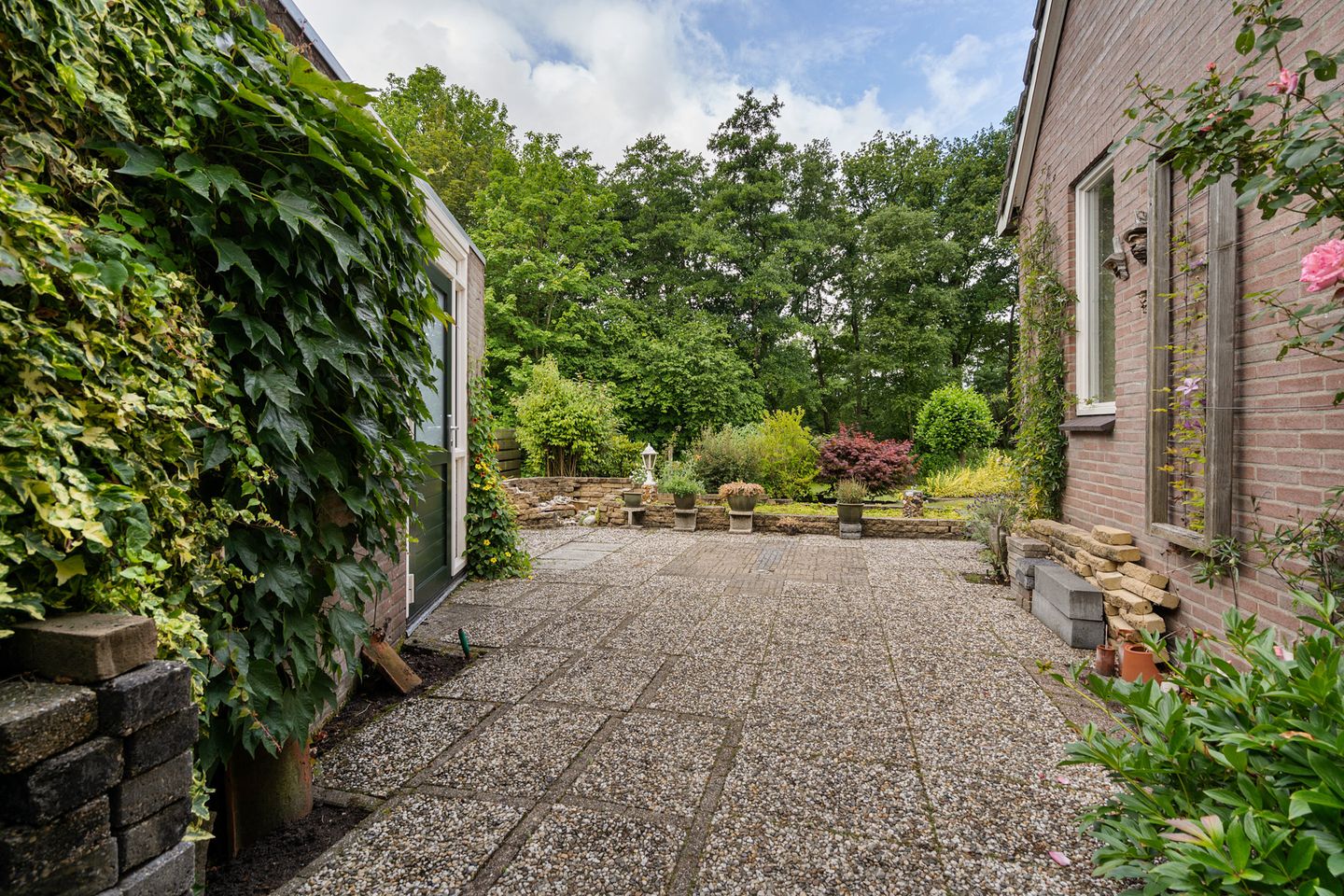 Foto 40 van Voergang 121