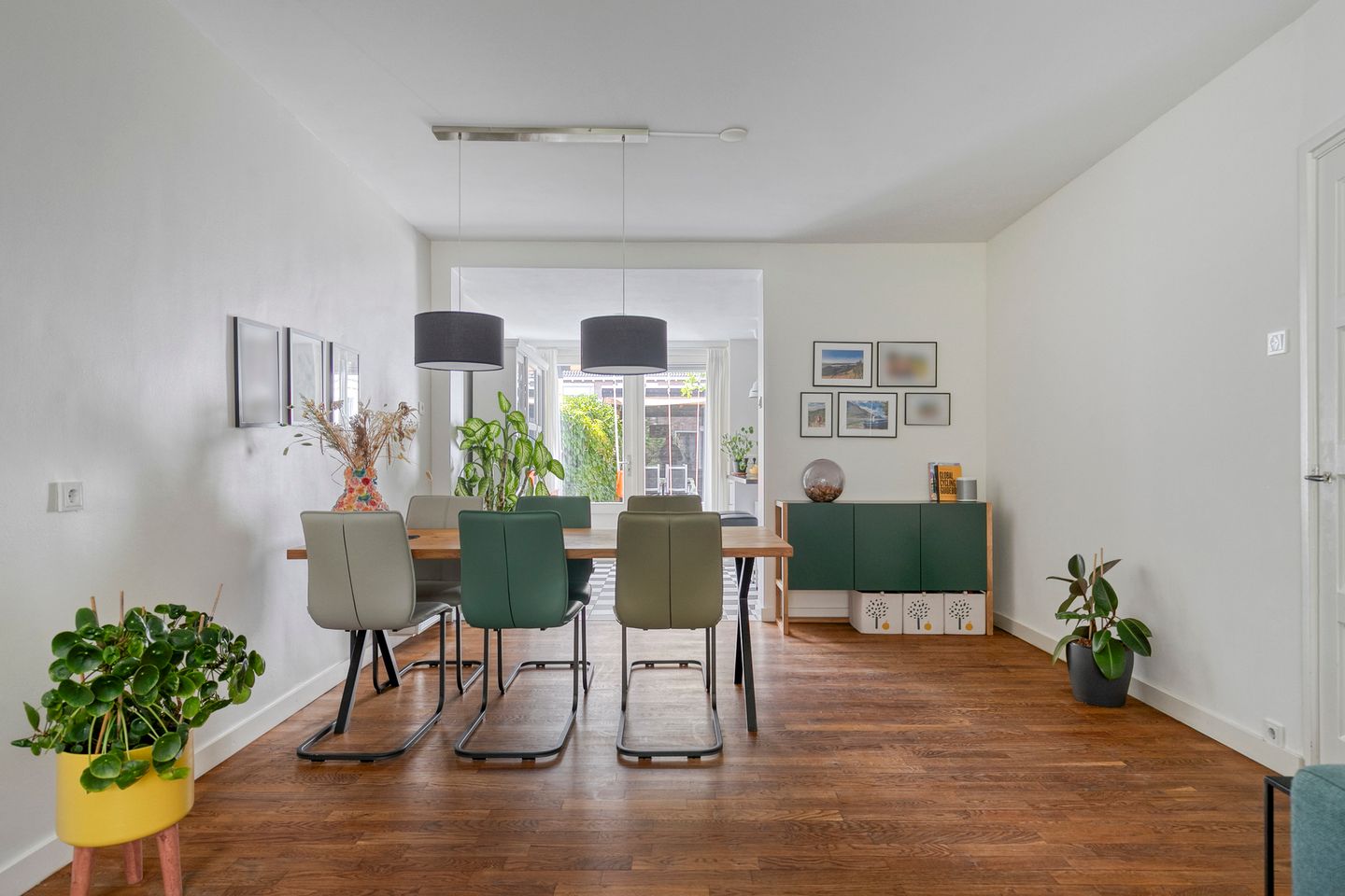 Photo 10 of Goudsbloemstraat 30