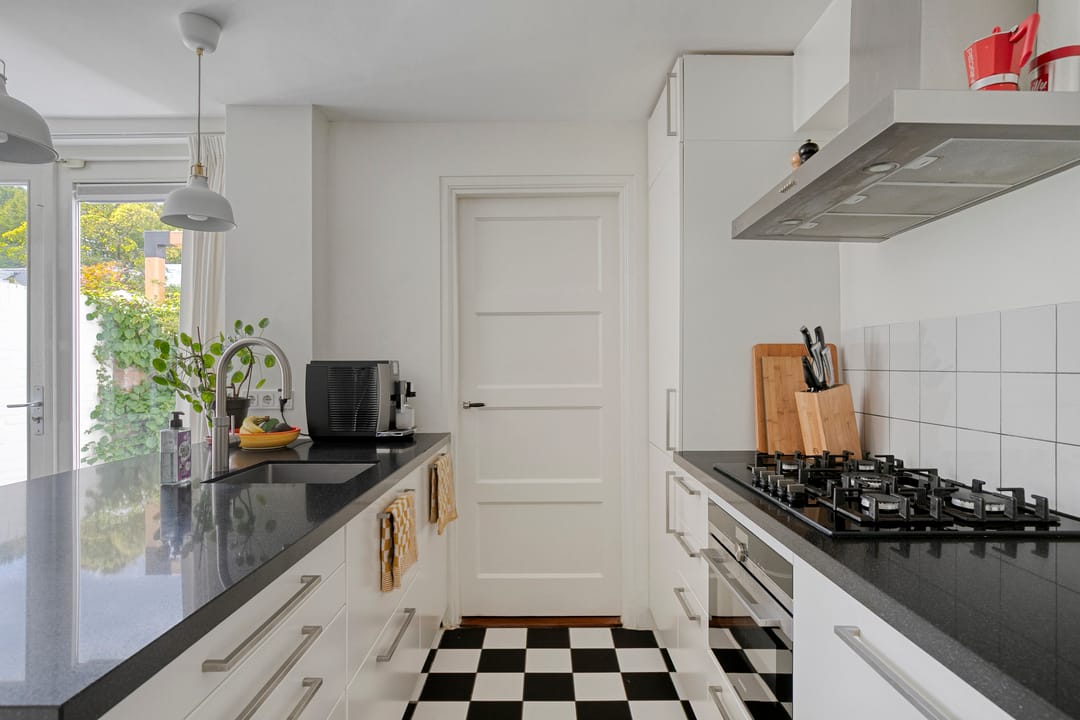 Photo 16 of Goudsbloemstraat 30