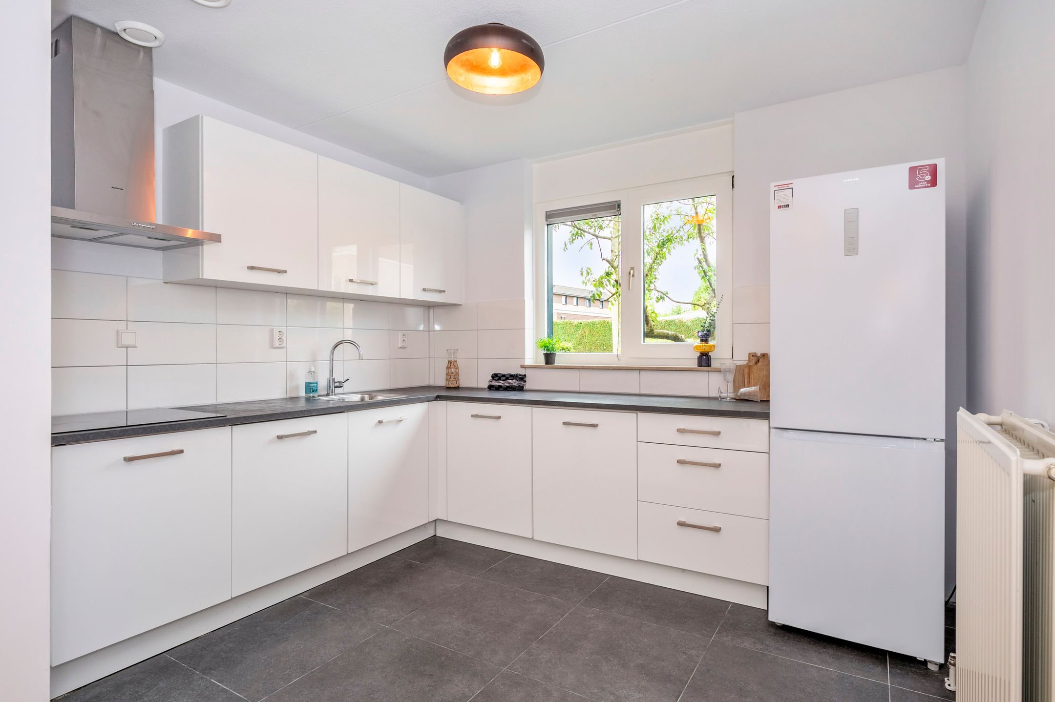 Photo 15 of Gotenstraat 9