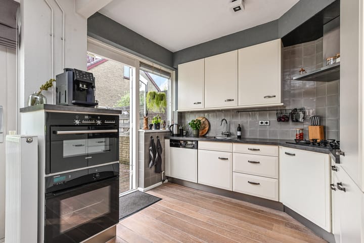 Foto 22 van Weigeliahof 15