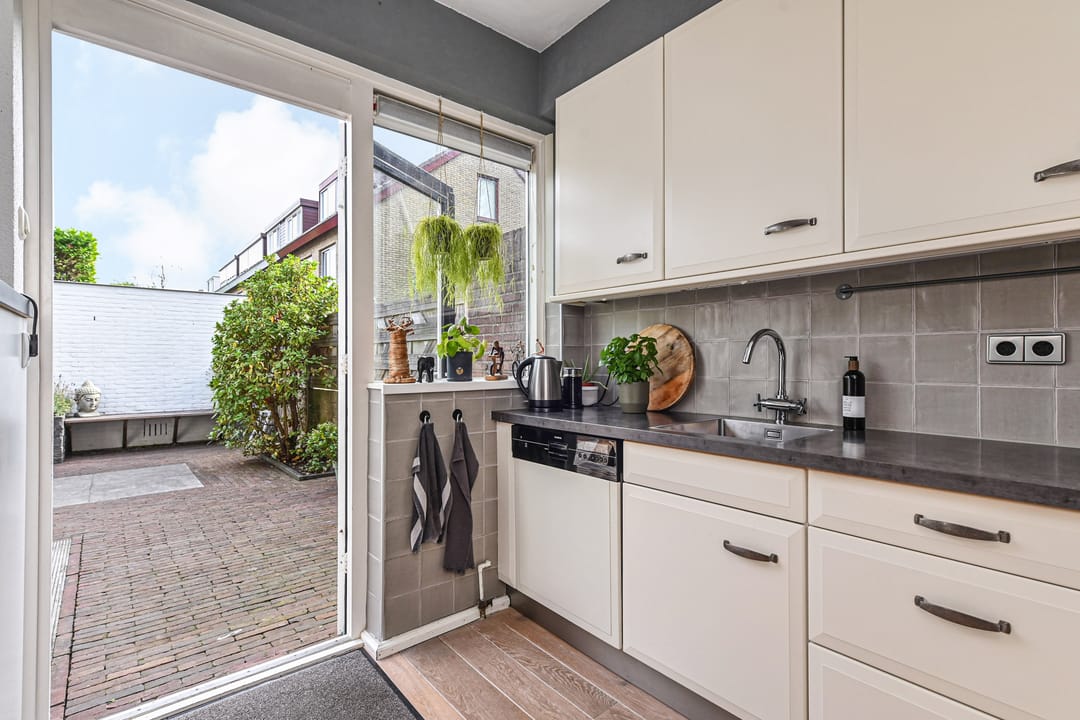 Foto 23 van Weigeliahof 15