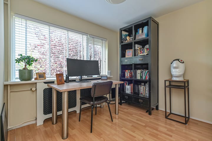 Foto 33 van Weigeliahof 15