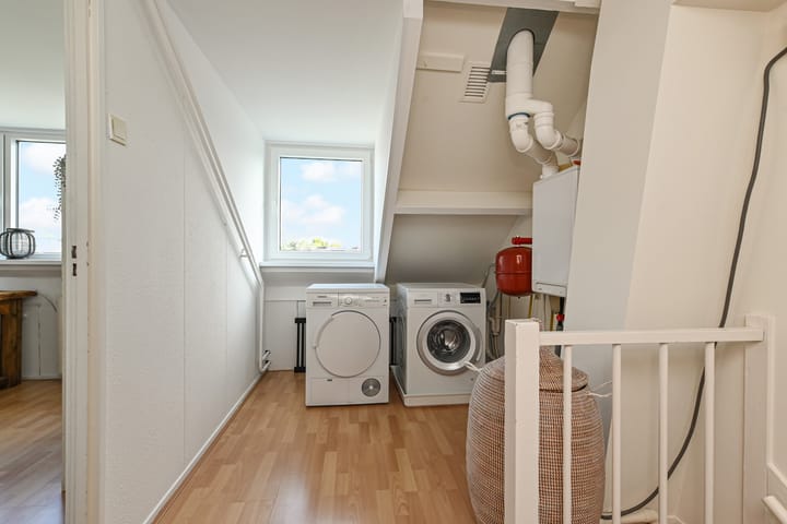 Foto 35 van Weigeliahof 15