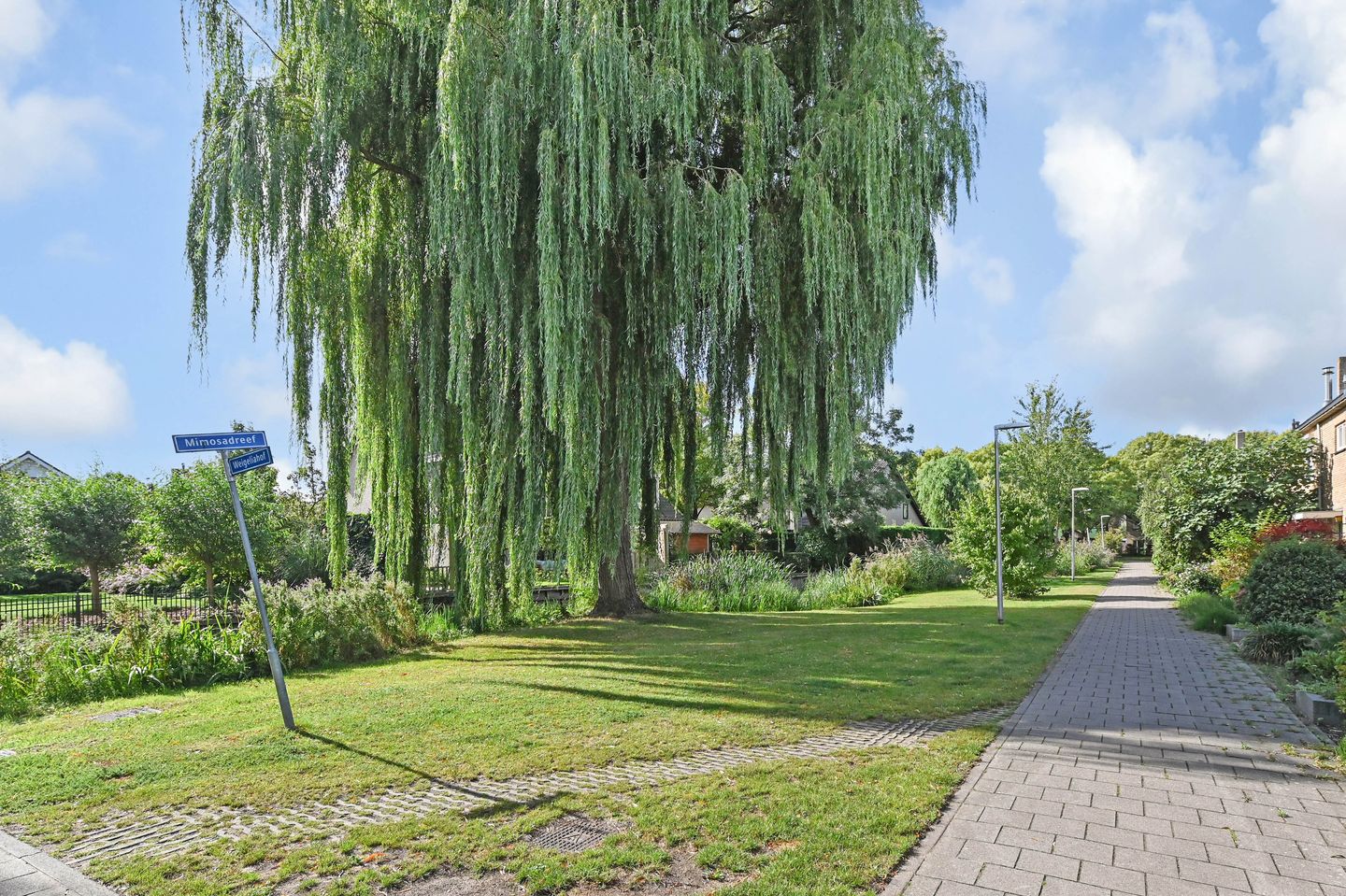 Foto 50 van Weigeliahof 15