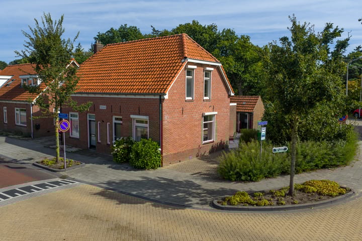 Foto 3 van Burgemeester van der Borchstraat 1