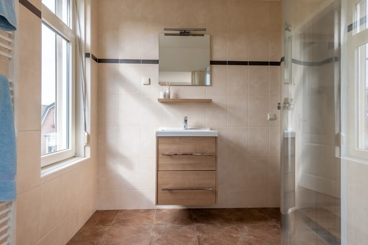 Foto 20 van Burgemeester van der Borchstraat 1