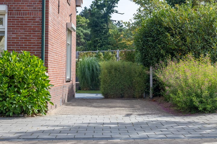 Foto 26 van Burgemeester van der Borchstraat 1