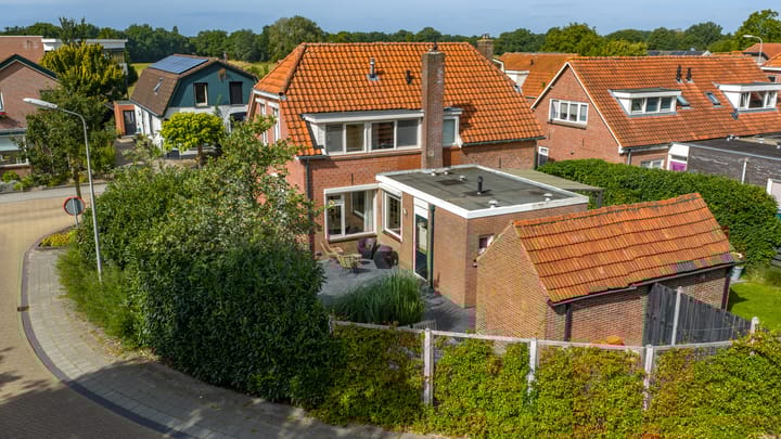 Foto 27 van Burgemeester van der Borchstraat 1