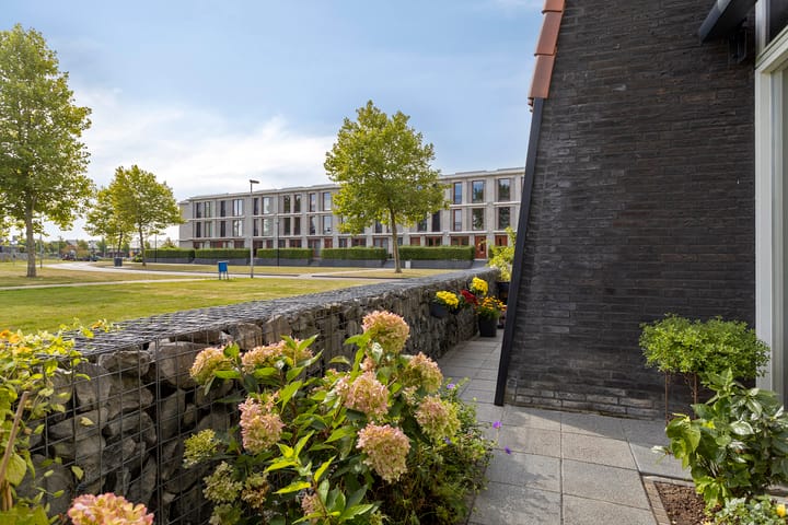 Photo 14 of Gazellenburg 84