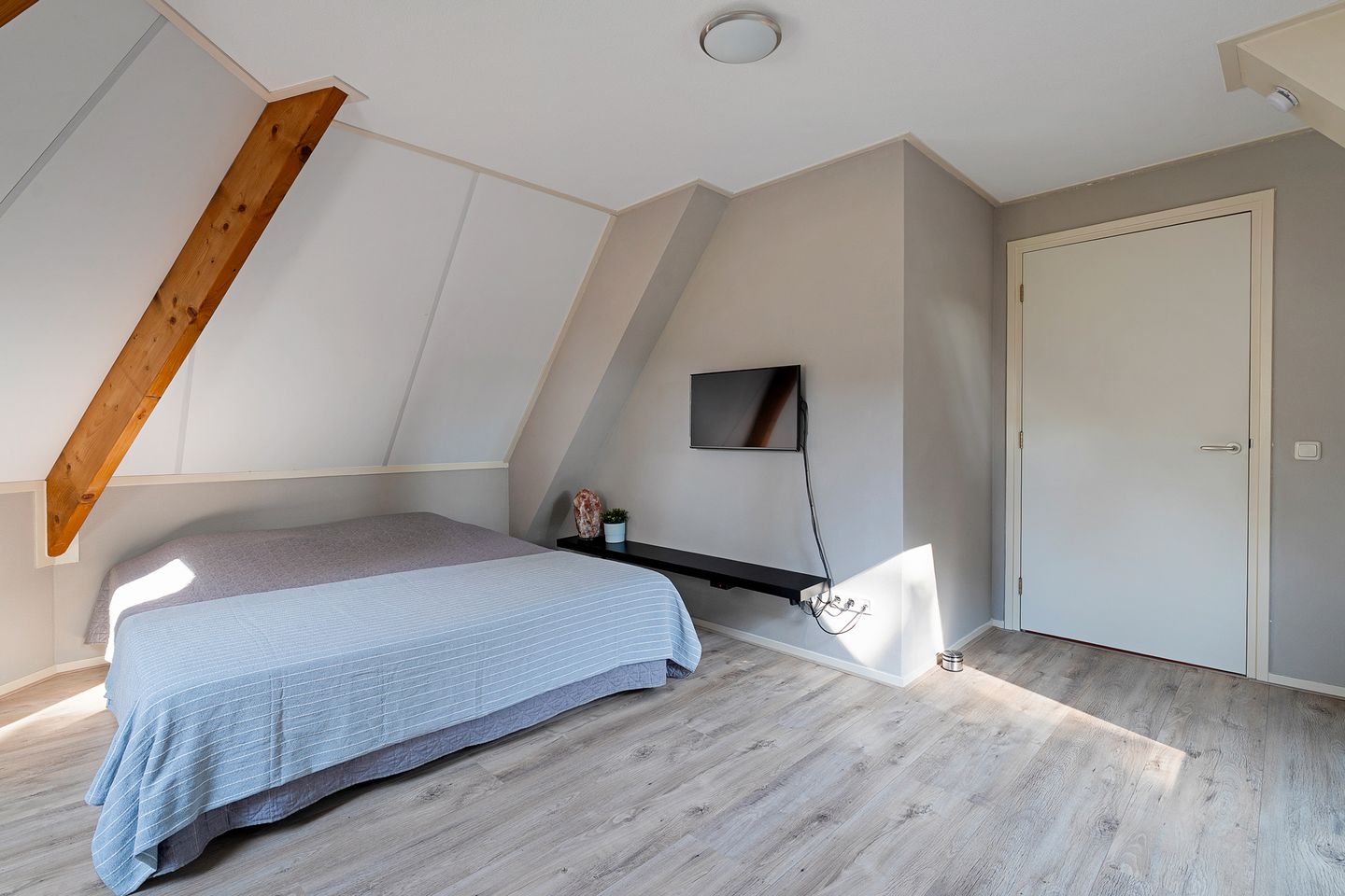 Photo 35 of Jagersweg 6-A