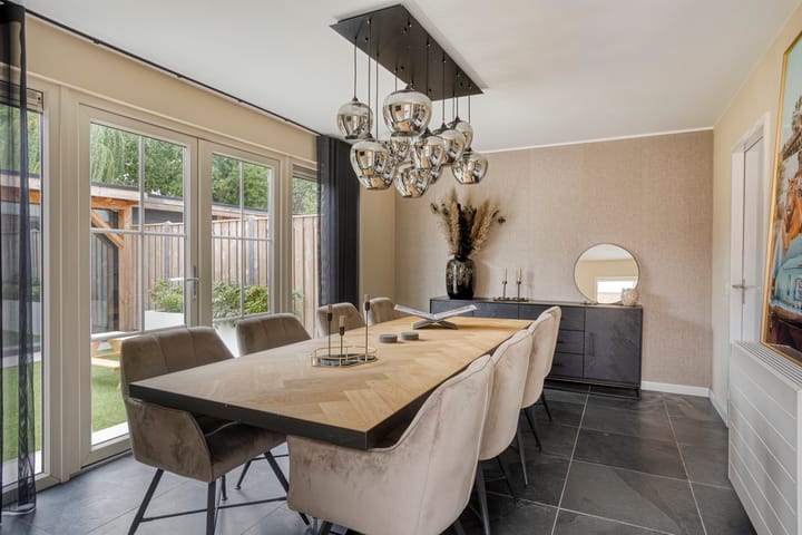 Photo 3 of Eimeren 8