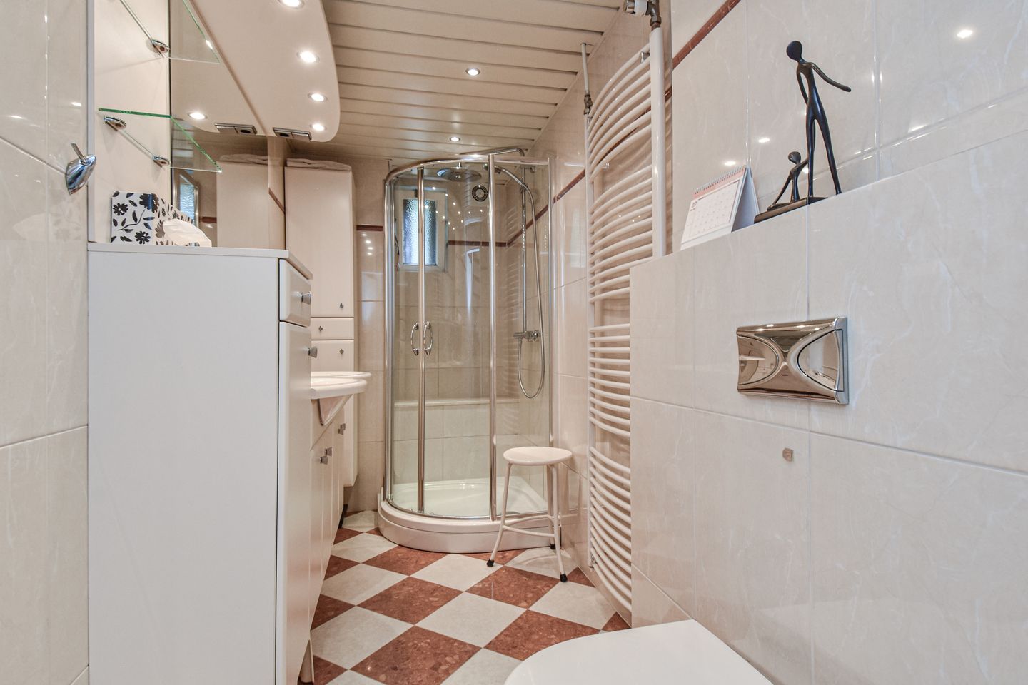 Foto 44 van Nachtegaallaan 8