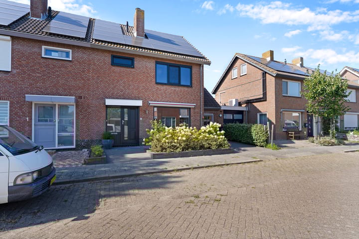 Foto 38 van Swaalingestraat 3