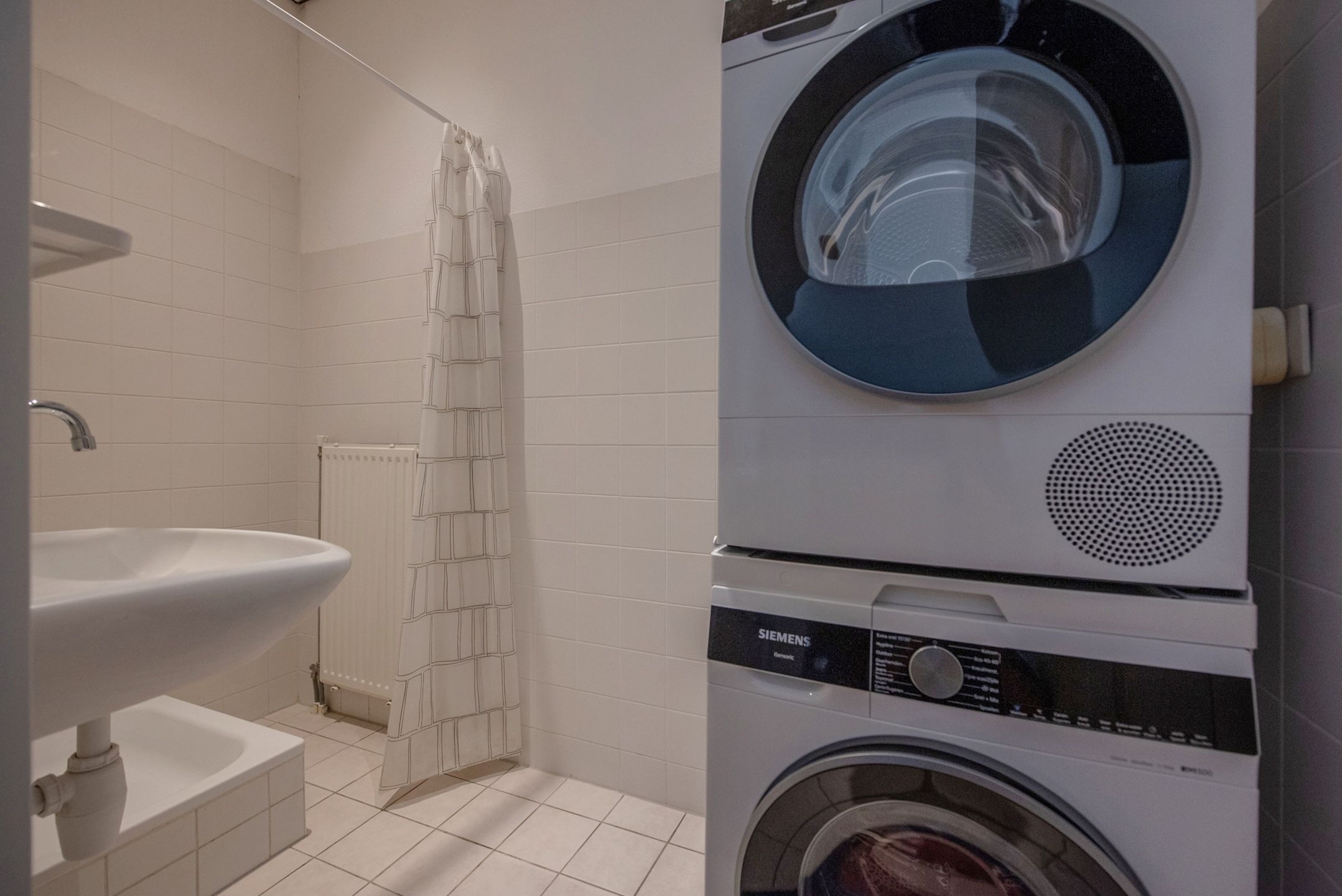 Foto 18 van Hazerswoudestraat 330