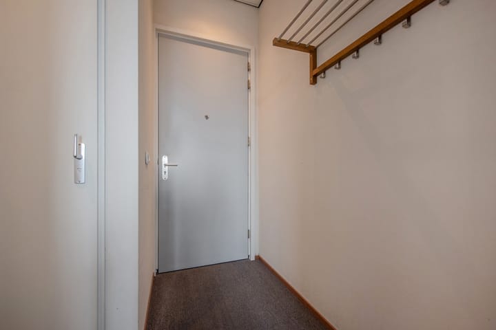 Foto 24 van Hazerswoudestraat 330