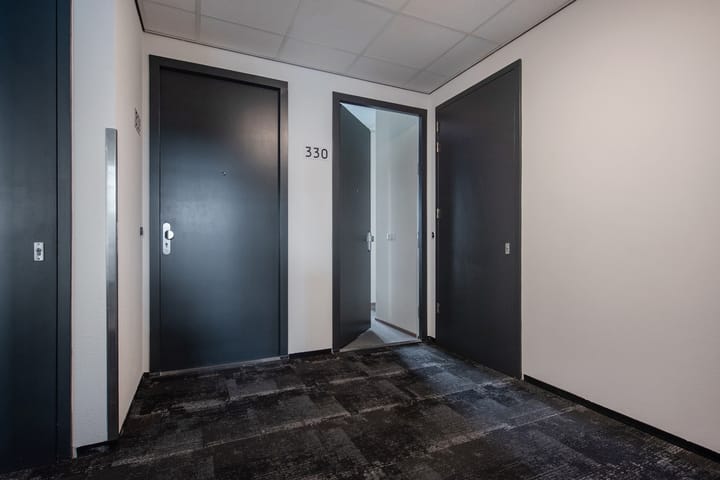 Foto 8 van Hazerswoudestraat 330