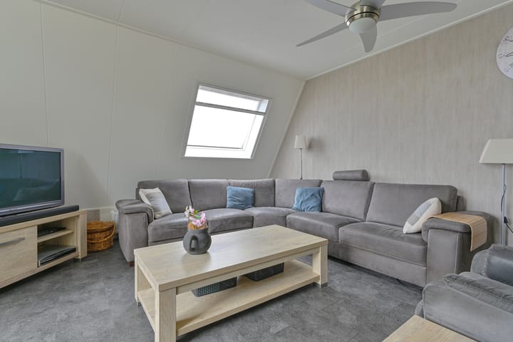 Foto 4 van Brinkstraat 41