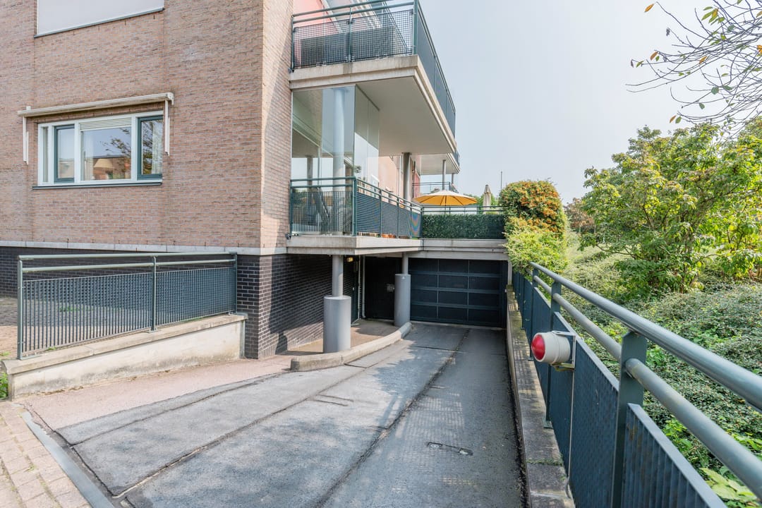 Foto 32 van Leeuwenburgh 49