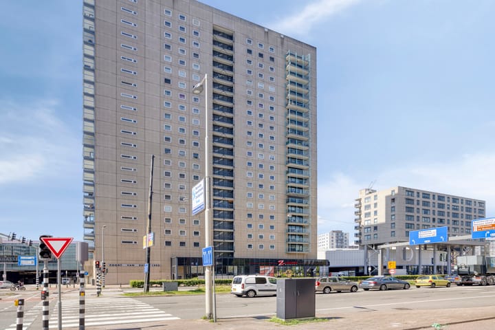 Foto 1 van Strevelsweg 667