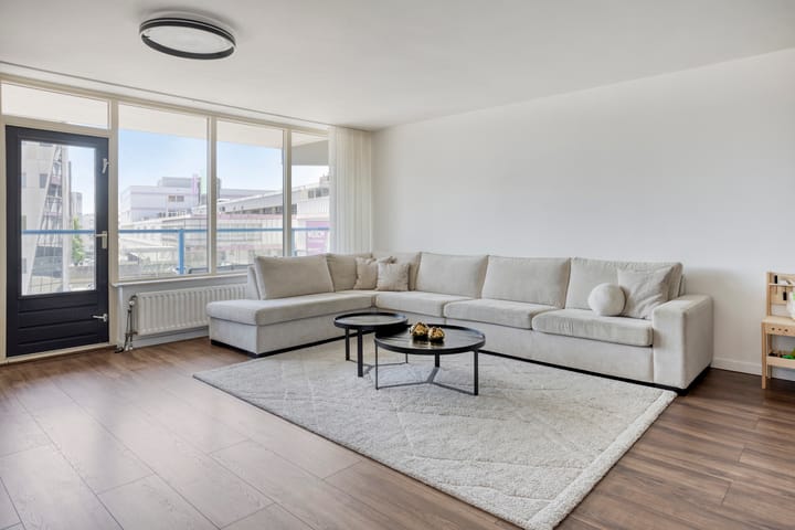 Foto 2 van Strevelsweg 667