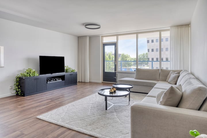 Foto 3 van Strevelsweg 667