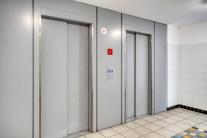 Foto 32 van Strevelsweg 667